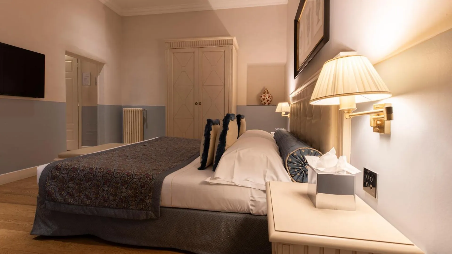 Palazzo Guicciardini Hotel Florence 3*,