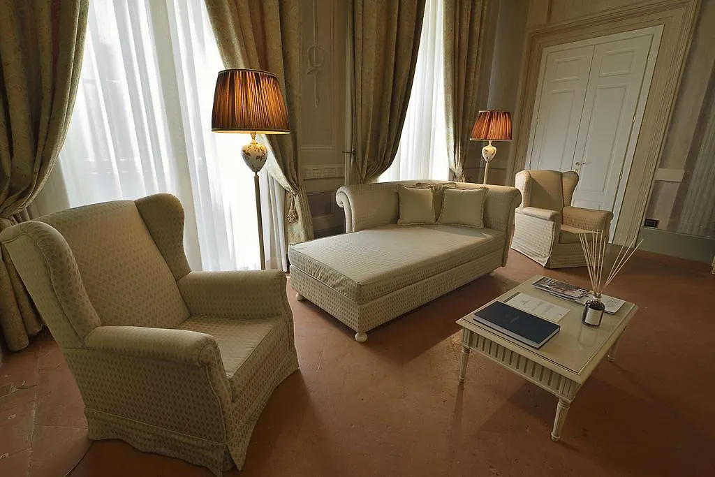 Palazzo Guicciardini Hotel Florence